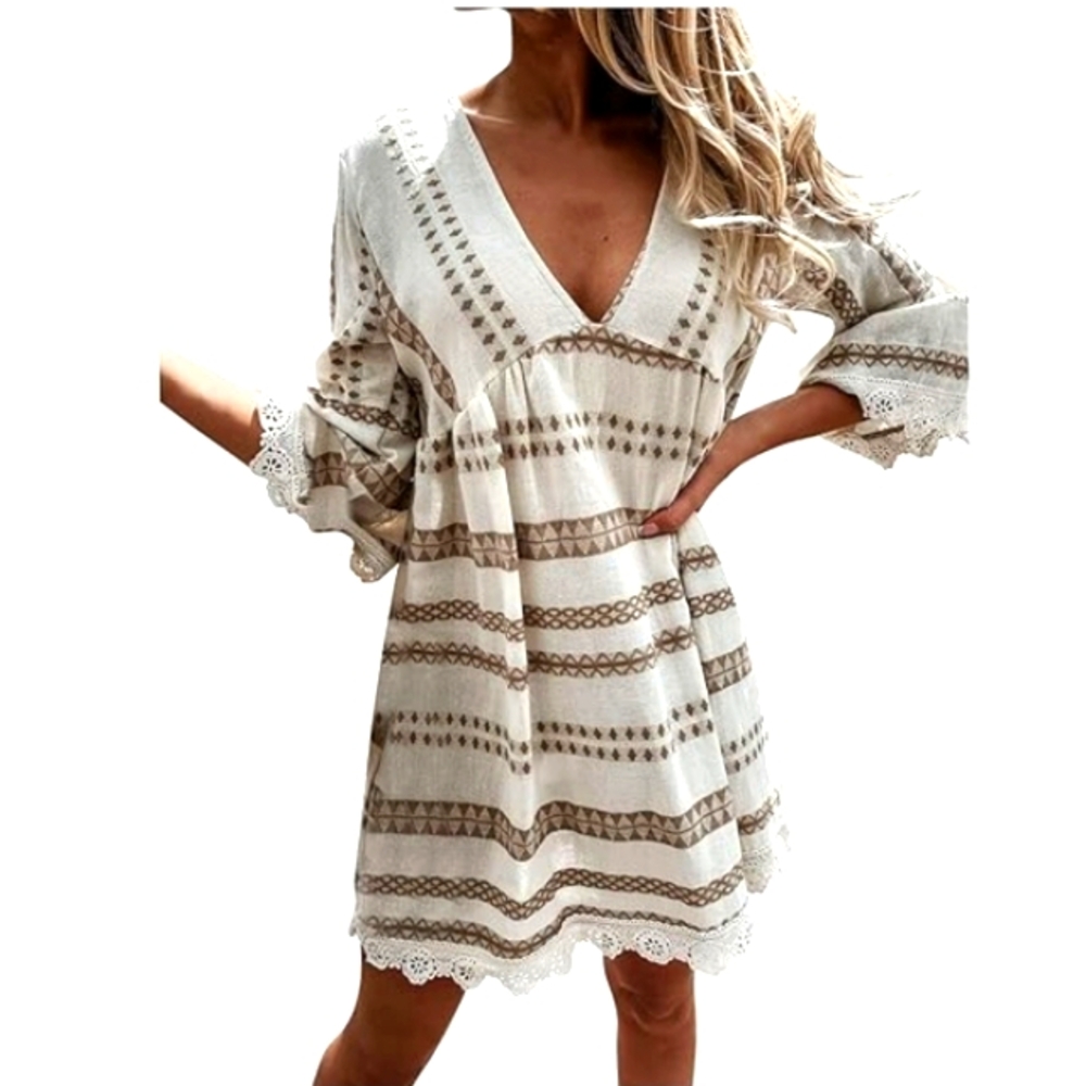 Goodnight Macaroon women's v neck boho print white cream mini dress. Medium